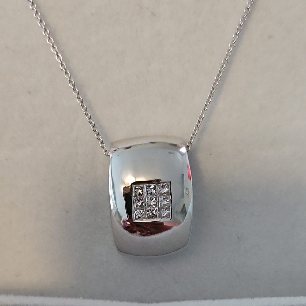 14k Gold and Diamond Pendant Necklace
